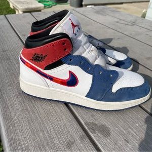 Kids youth Nike Air Jordans size 5Y